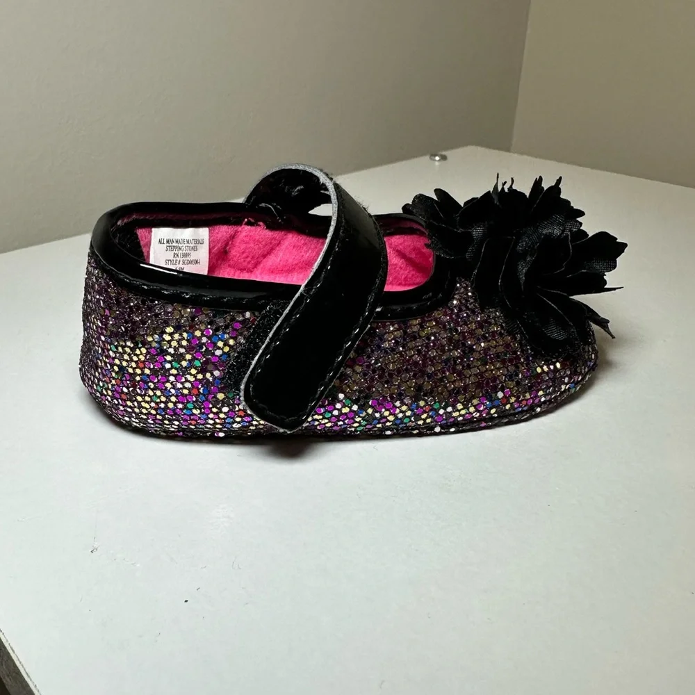 Pink sparkly Mary Jane’s with floral detail size 3 6-9 months